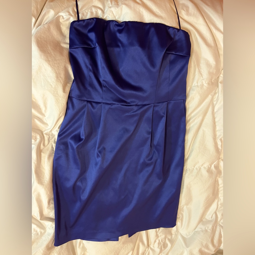 Express size 10 silky strapless dress. Midi length